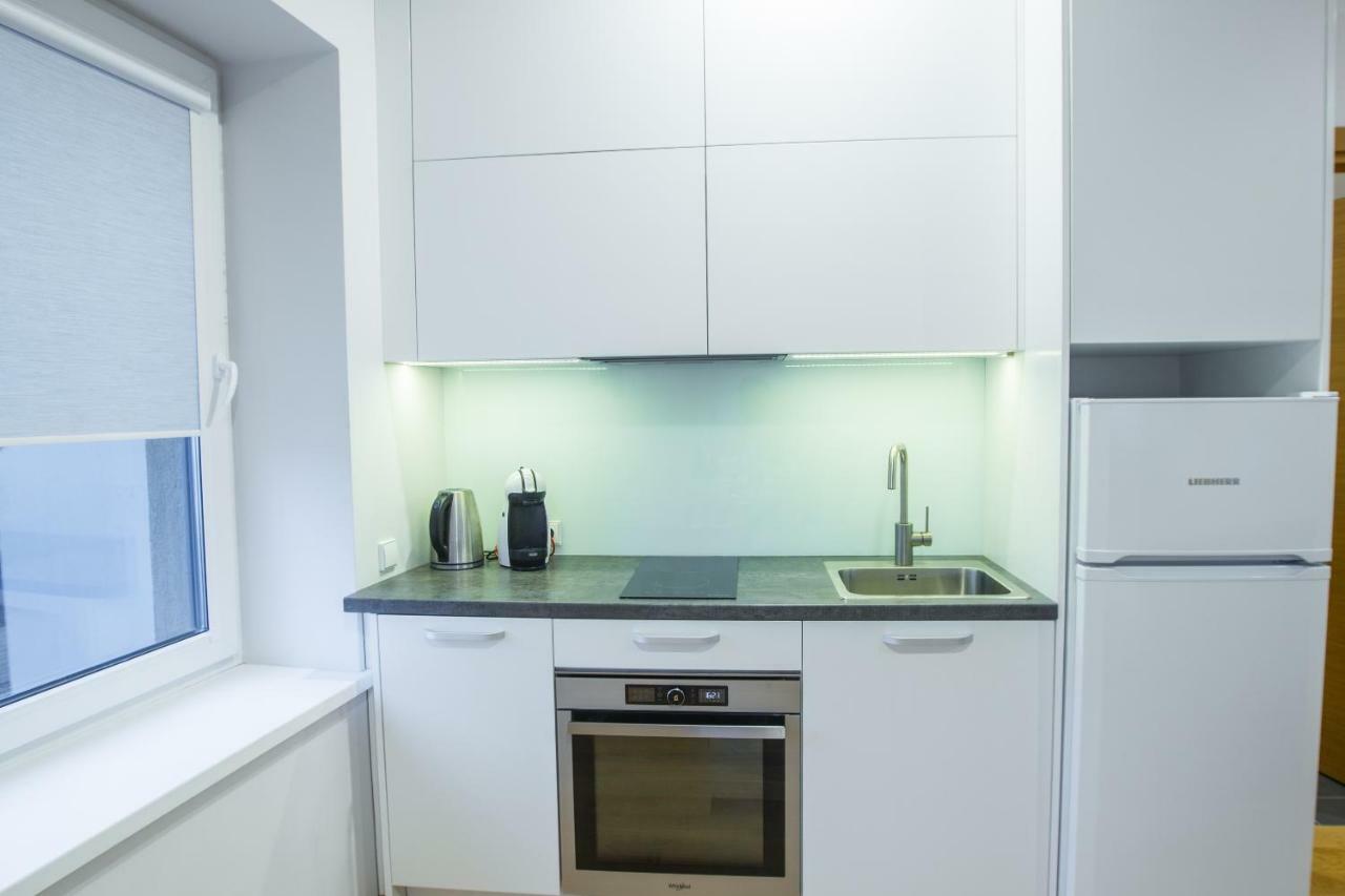 Bright 1Bd Apartment In Old Town By Hostlovers Каунас Экстерьер фото